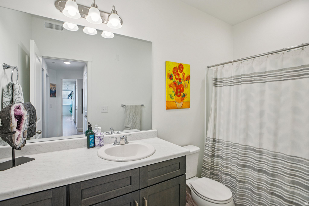 8345 S IRIS LUMI LN #202 Midvale, UT 84047