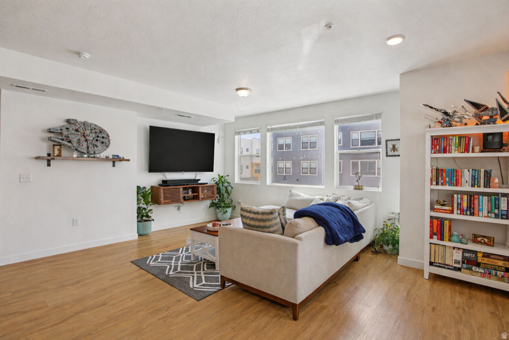 8345 S IRIS LUMI LN #202 Midvale, UT 84047