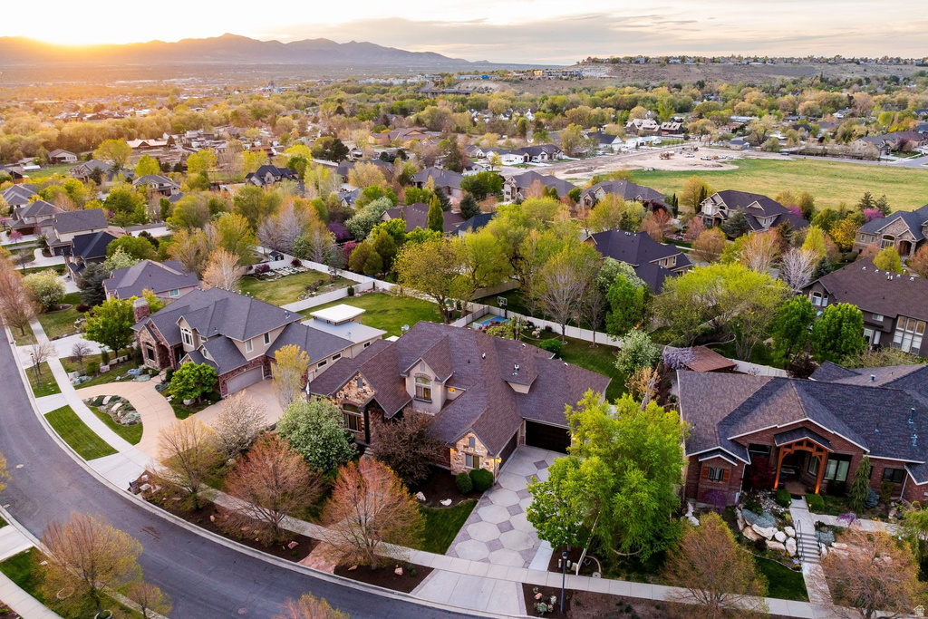 1777 E SOMERSET RIDGE DR Draper, UT 84020