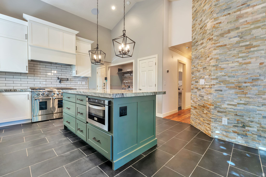 5672 W SWIFT CREEK RD West Jordan, UT 84081