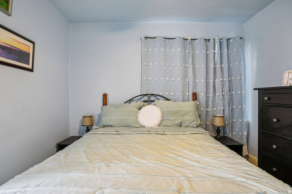 2648 S HIGHLAND DR Salt Lake City, UT 84106