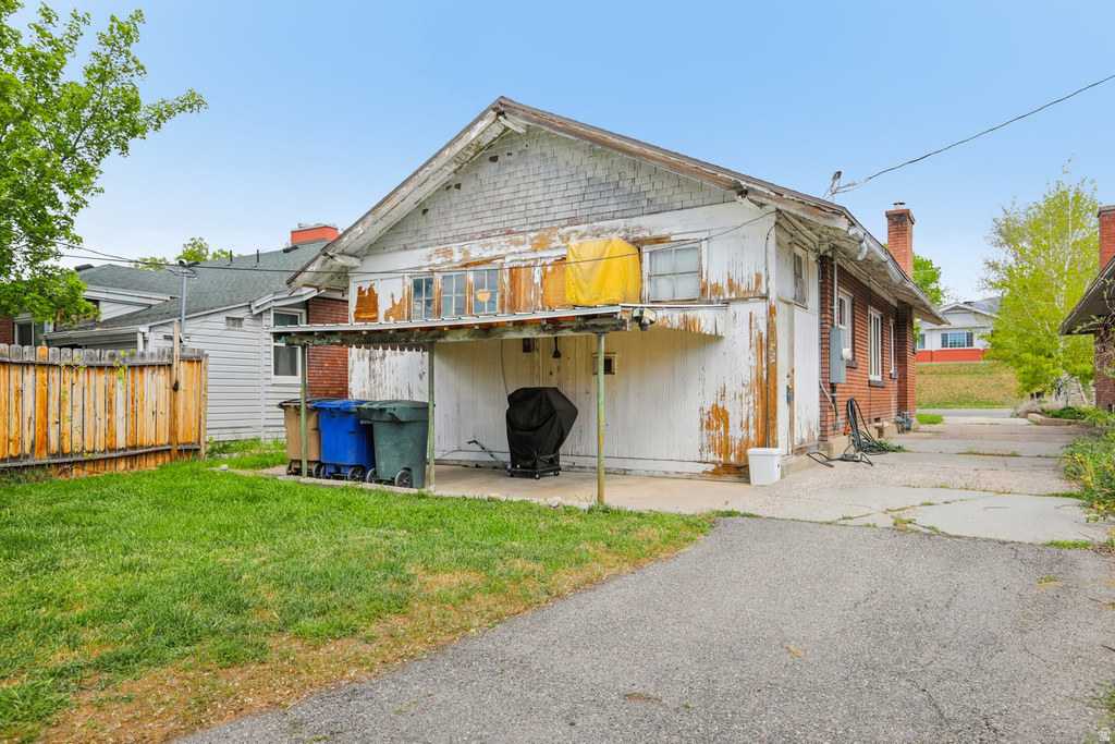 2648 S HIGHLAND DR Salt Lake City, UT 84106