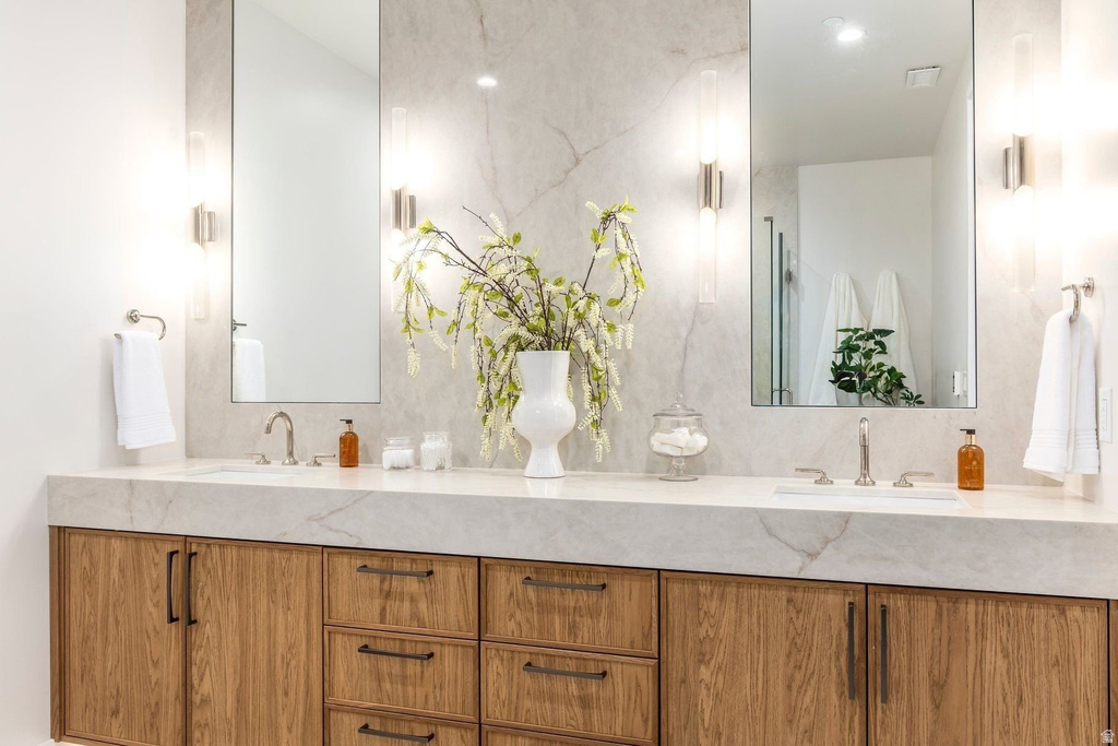 7371 S CANYON CENTRE PKWY #104 Cottonwood Heights, UT 84121