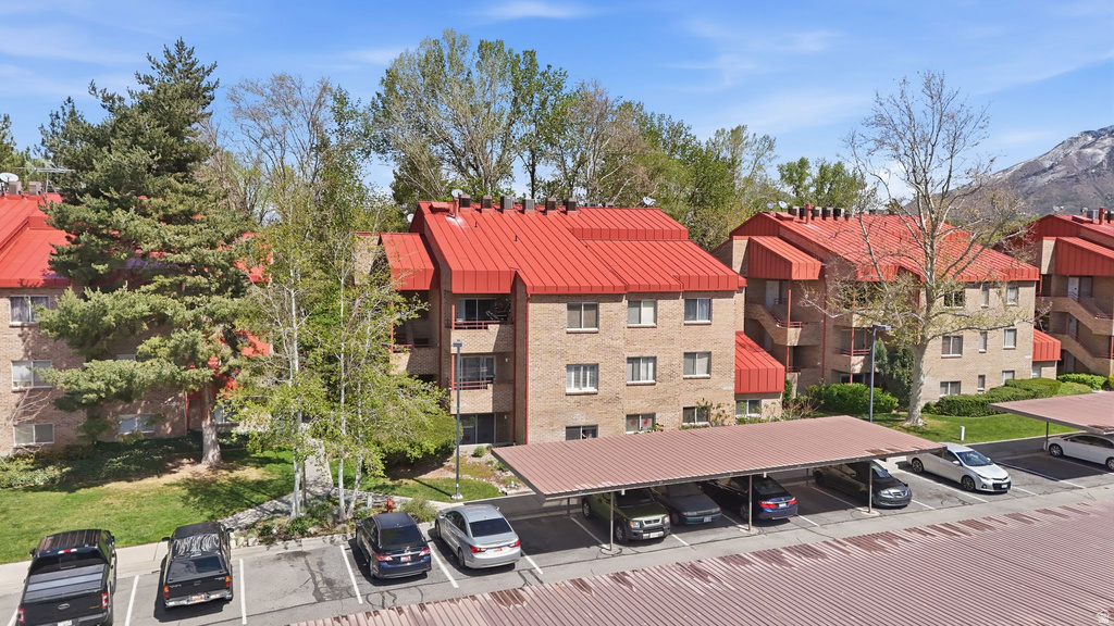 4834 S HIGHLAND CIR #409 Holladay, UT 84117