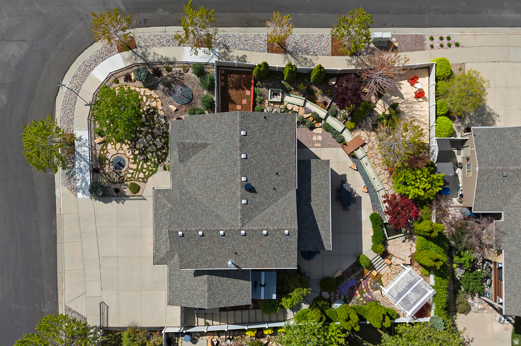 11438 S GADZOOKS DR Sandy, UT 84094