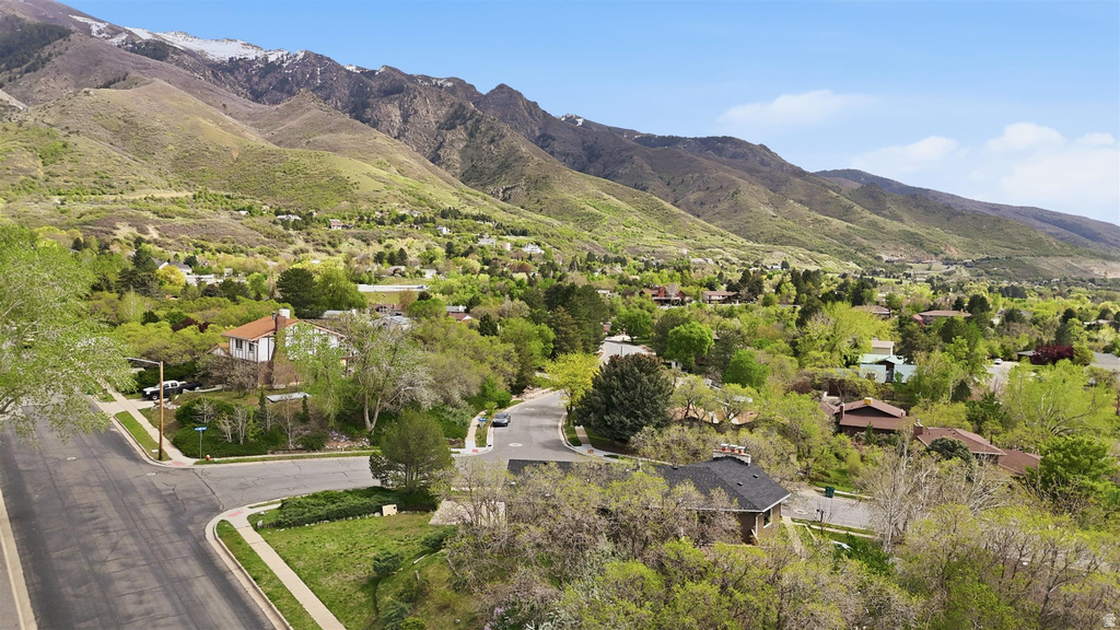 2599 E JONI DR Layton, UT 84040