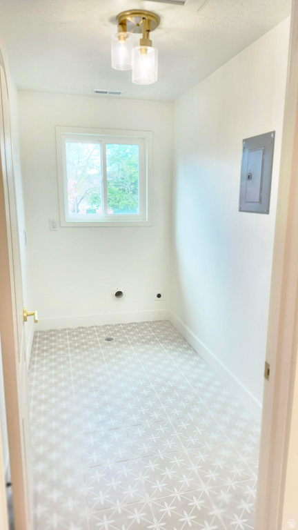 1972 E EVERLEIGH CIR Sandy, UT 84093