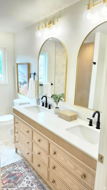 1972 E EVERLEIGH CIR Sandy, UT 84093