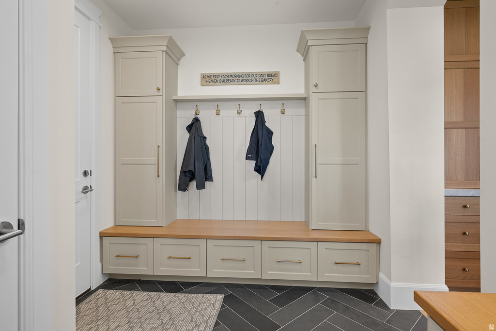 8283 S SUNRIDGE LN Payson, UT 84651