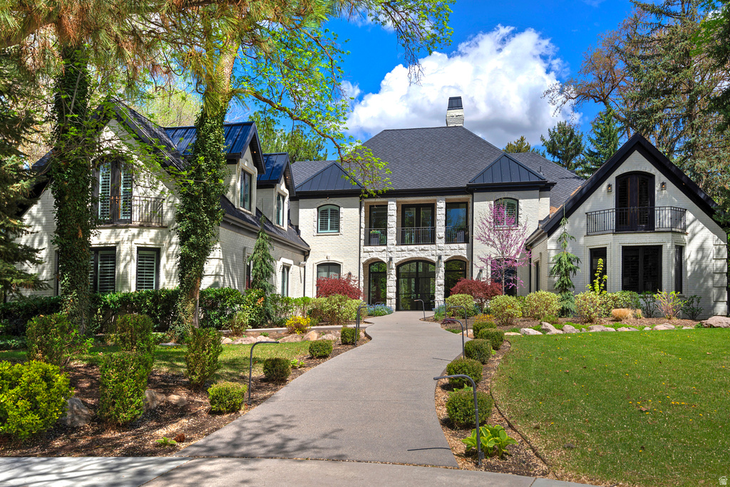 2227 E 5340 S Holladay, UT 84117