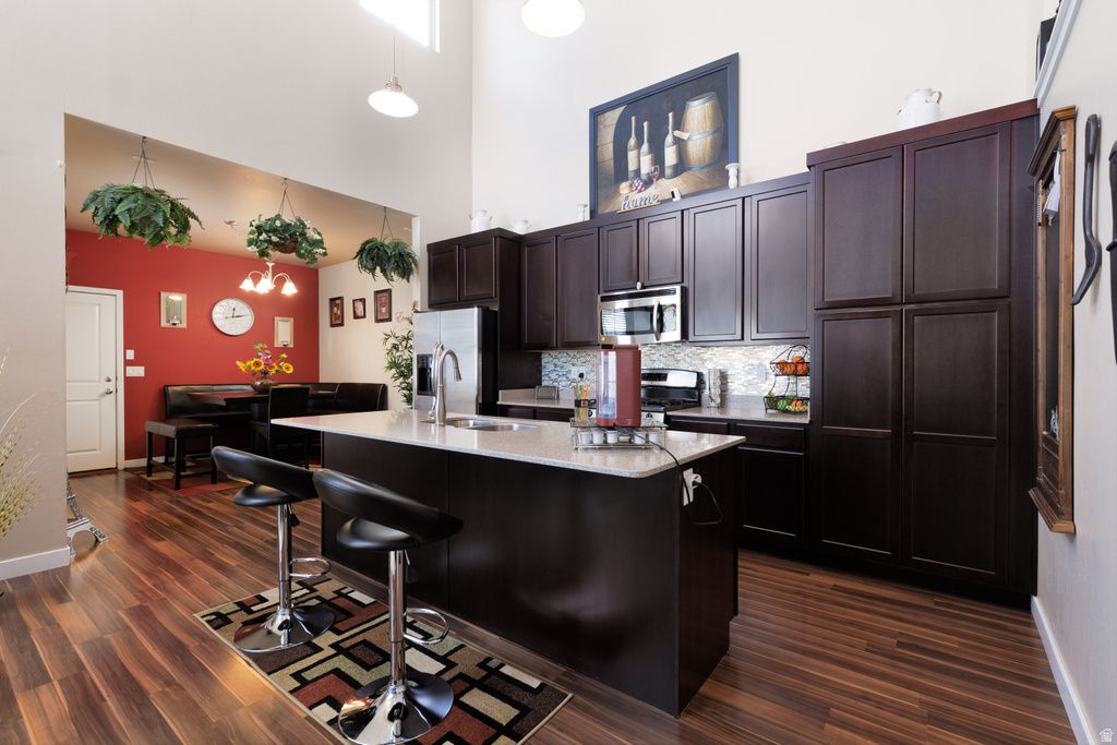 10463 S OQUIRRH LAKE RD South Jordan, UT 84009