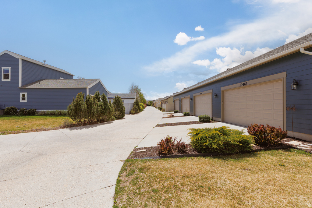 10463 S OQUIRRH LAKE RD South Jordan, UT 84009