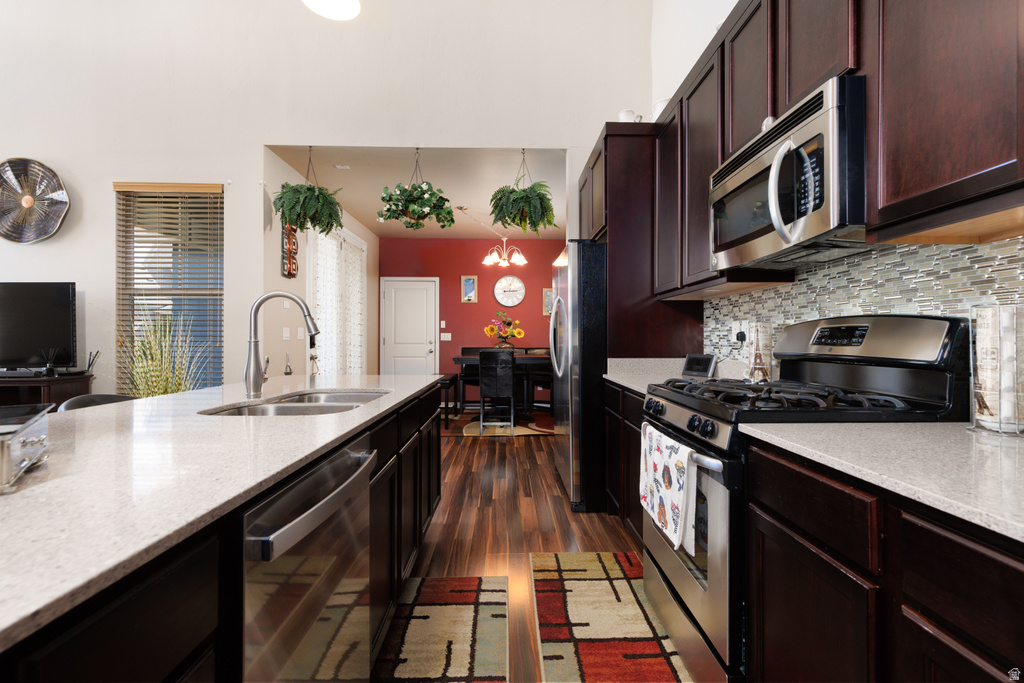 10463 S OQUIRRH LAKE RD South Jordan, UT 84009