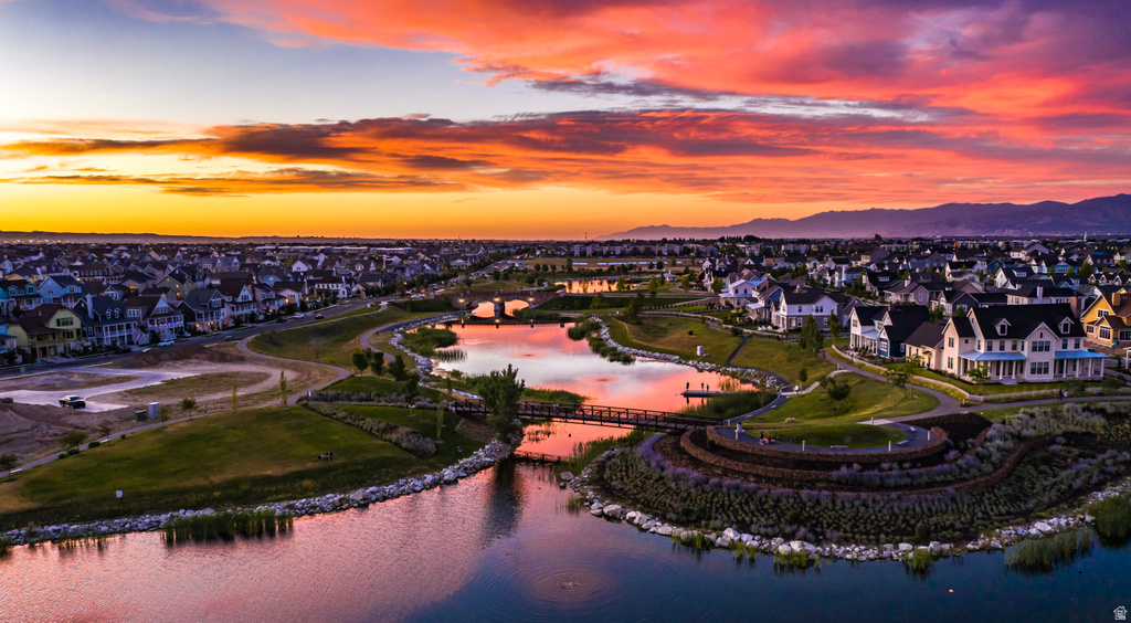 10463 S OQUIRRH LAKE RD South Jordan, UT 84009