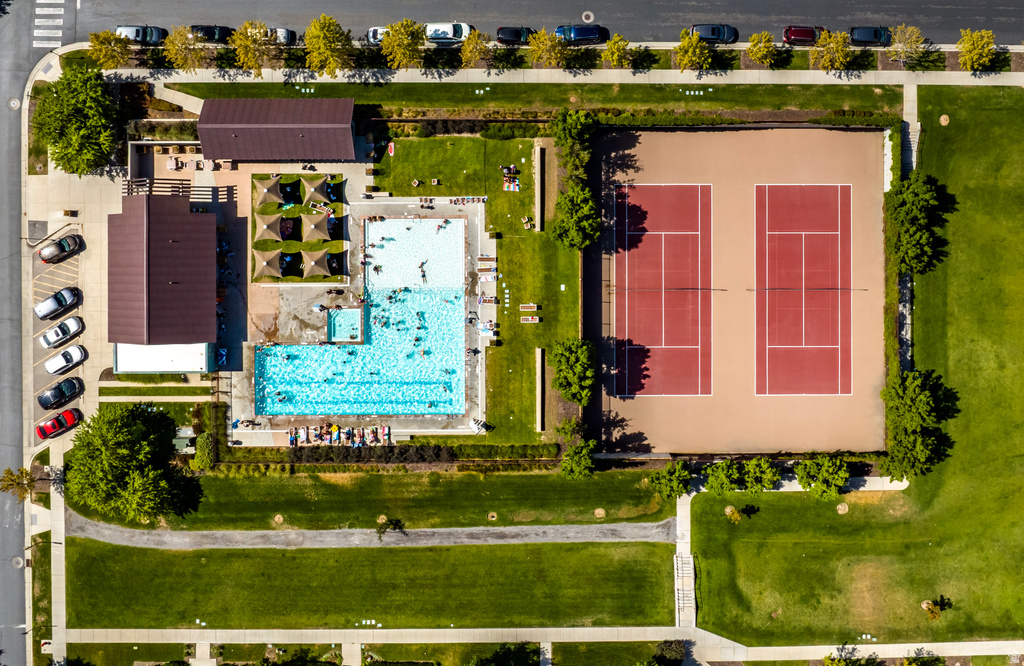 10463 S OQUIRRH LAKE RD South Jordan, UT 84009