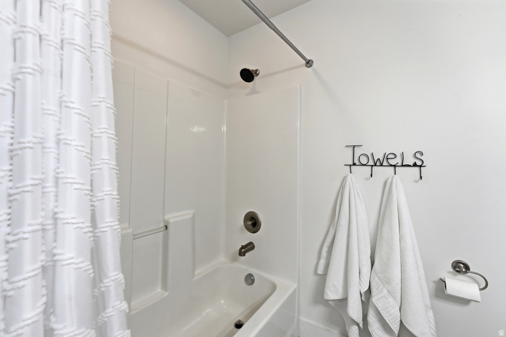 598 W REGAL VIEW DR Saratoga Springs, UT 84045