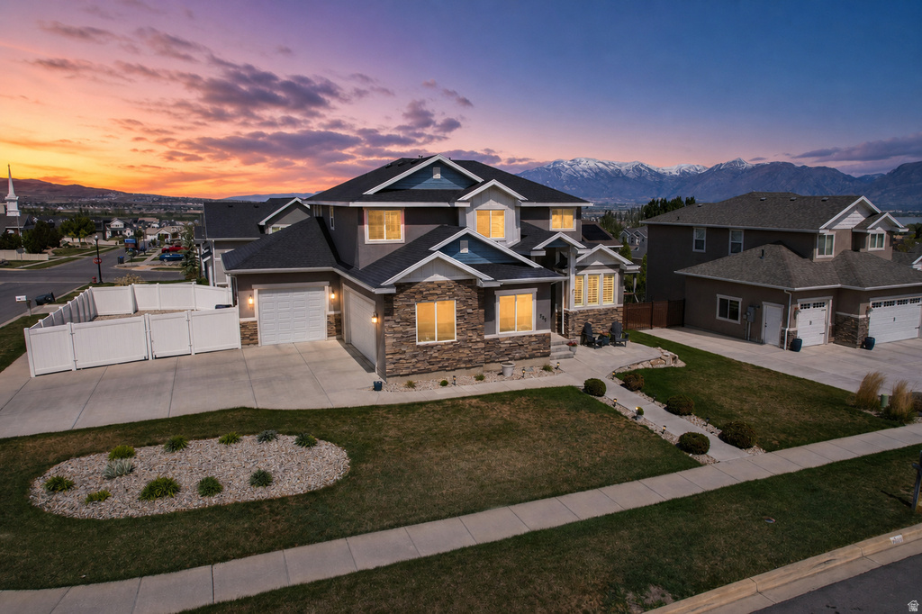 598 W REGAL VIEW DR photo 2
