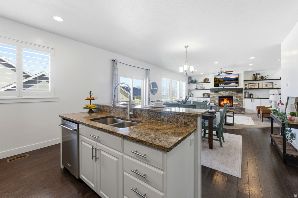 598 W REGAL VIEW DR Saratoga Springs, UT 84045