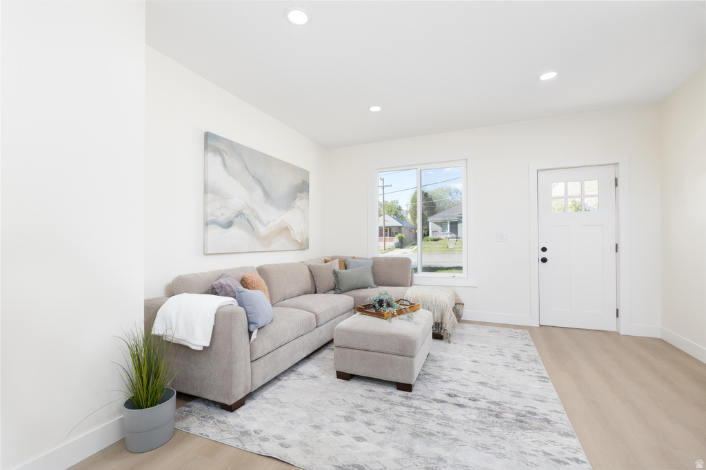 349 W 700 N Salt Lake City, UT 84103