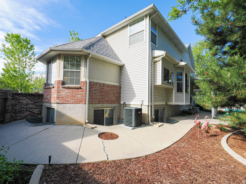 93 E CRANBERRY HILL DR Draper, UT 84020