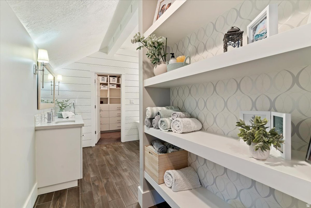 511 W 1400 N Farmington, UT 84025