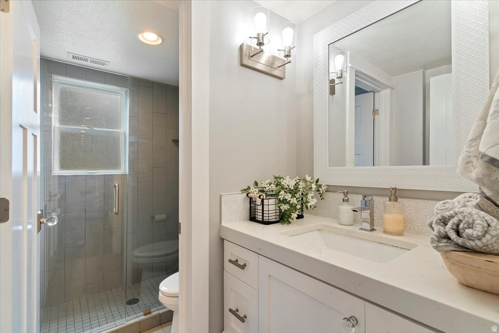 511 W 1400 N Farmington, UT 84025