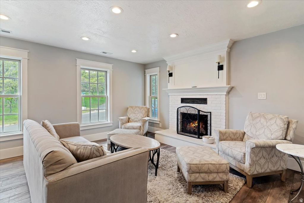 511 W 1400 N Farmington, UT 84025