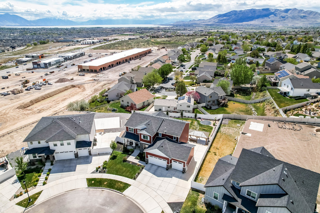 2553 N BLUEBELL DR Saratoga Springs, UT 84045