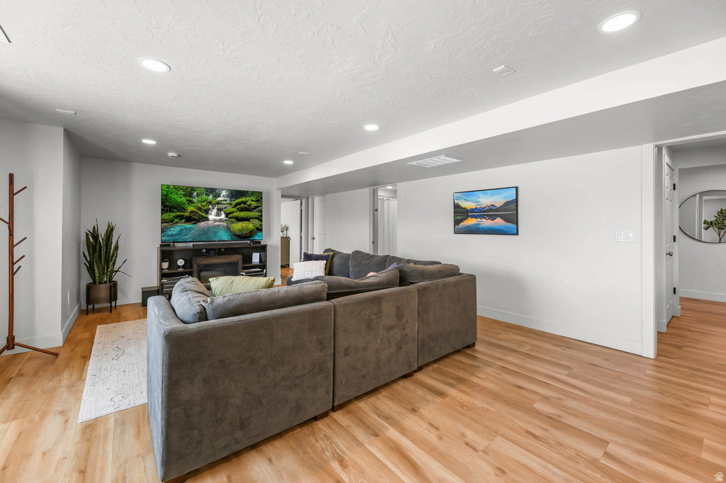 2553 N BLUEBELL DR Saratoga Springs, UT 84045