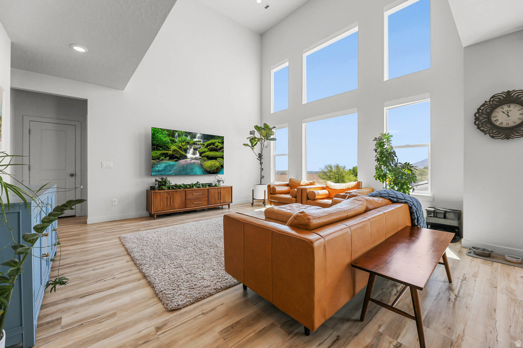 2553 N BLUEBELL DR Saratoga Springs, UT 84045