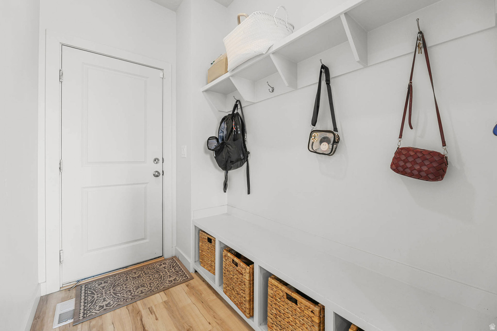 2553 N BLUEBELL DR Saratoga Springs, UT 84045