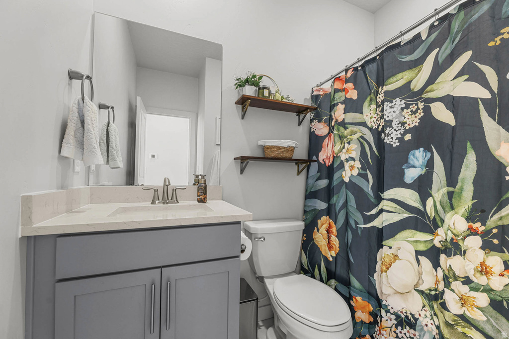 2553 N BLUEBELL DR Saratoga Springs, UT 84045