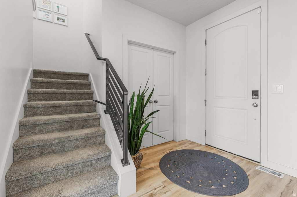 2553 N BLUEBELL DR Saratoga Springs, UT 84045