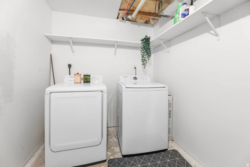 2553 N BLUEBELL DR Saratoga Springs, UT 84045