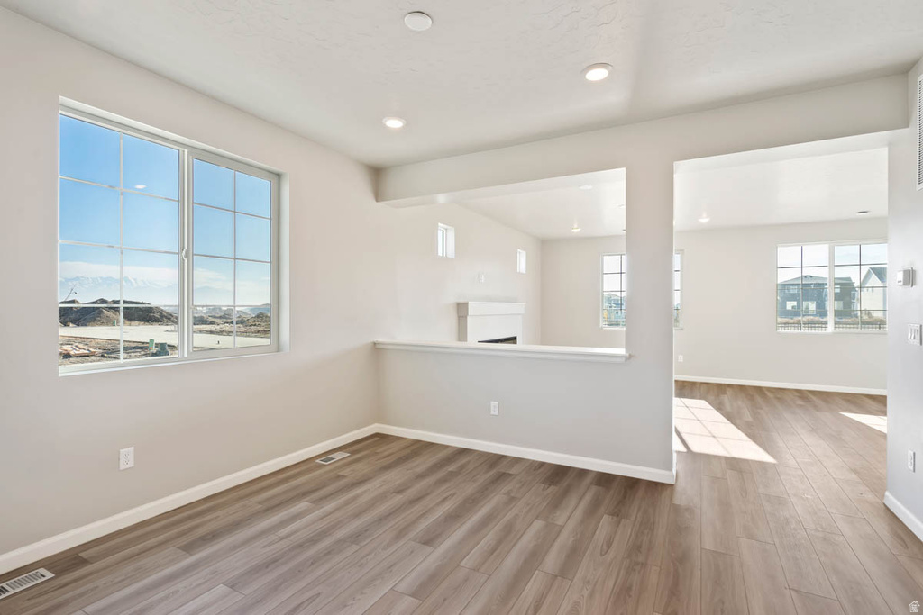 291 ROUNDABOUT ST Saratoga Springs, UT 84045