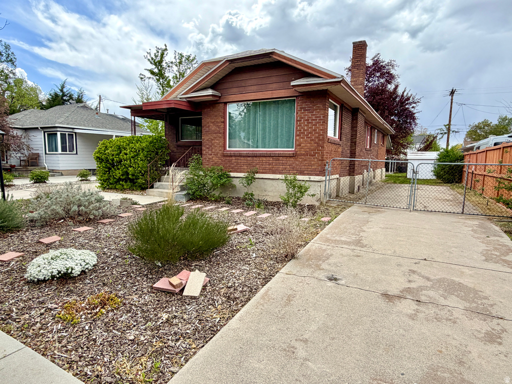 2742 S BEVERLY ST Salt Lake City, UT 84106