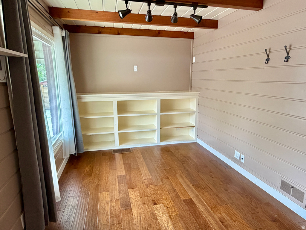 2742 S BEVERLY ST Salt Lake City, UT 84106