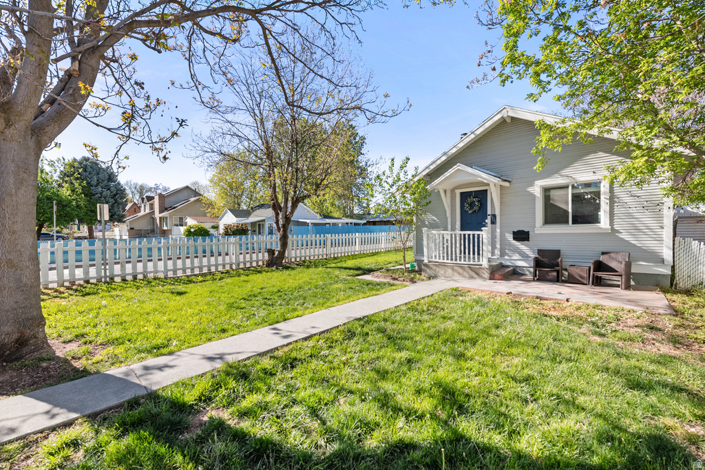 601 E LELAND AVE Salt Lake City, UT 84106