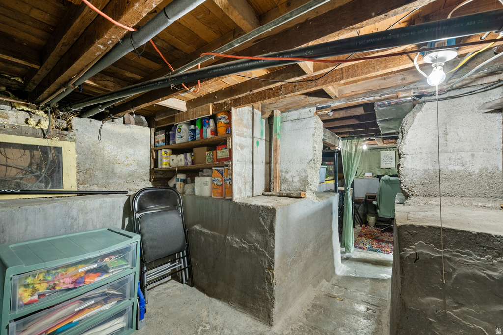 601 E LELAND AVE Salt Lake City, UT 84106