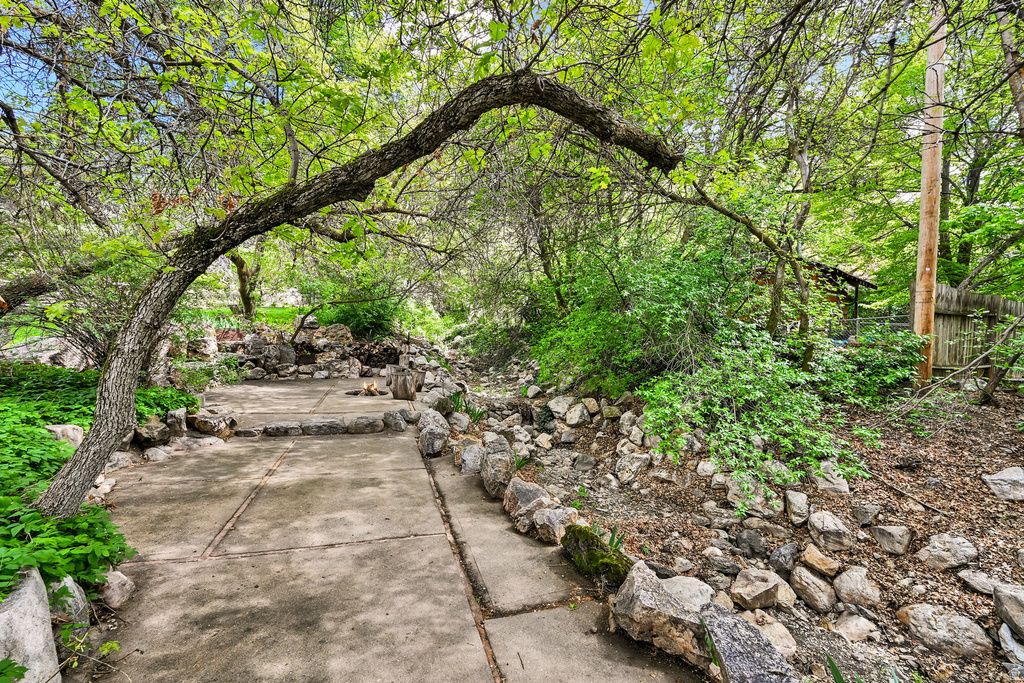 1333 E 2550 N North Ogden, UT 84414