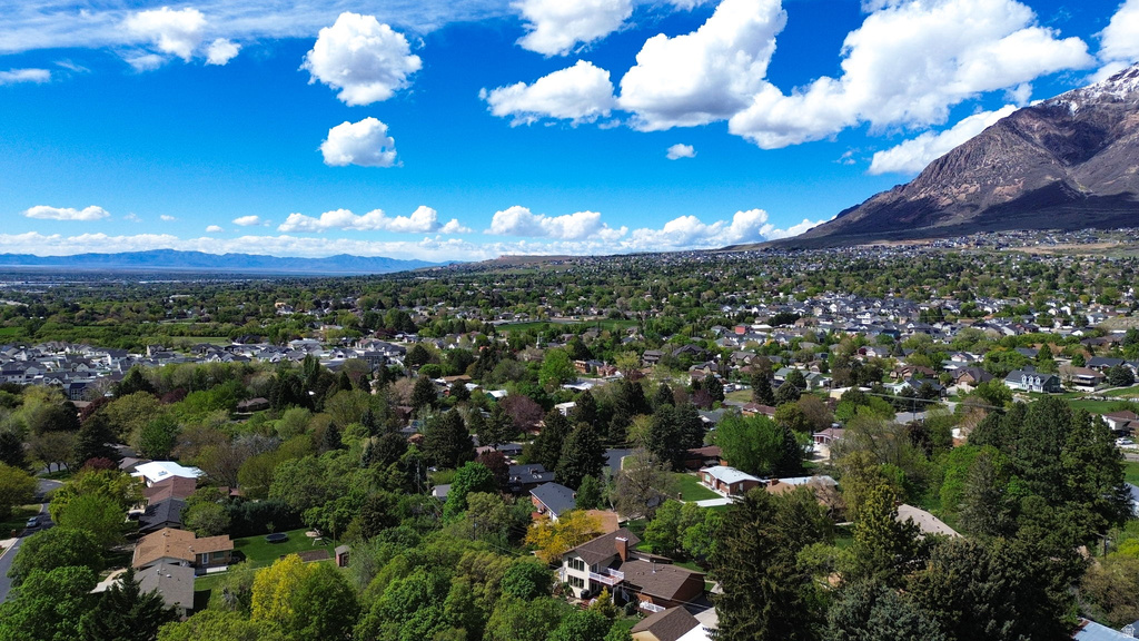 1333 E 2550 N North Ogden, UT 84414