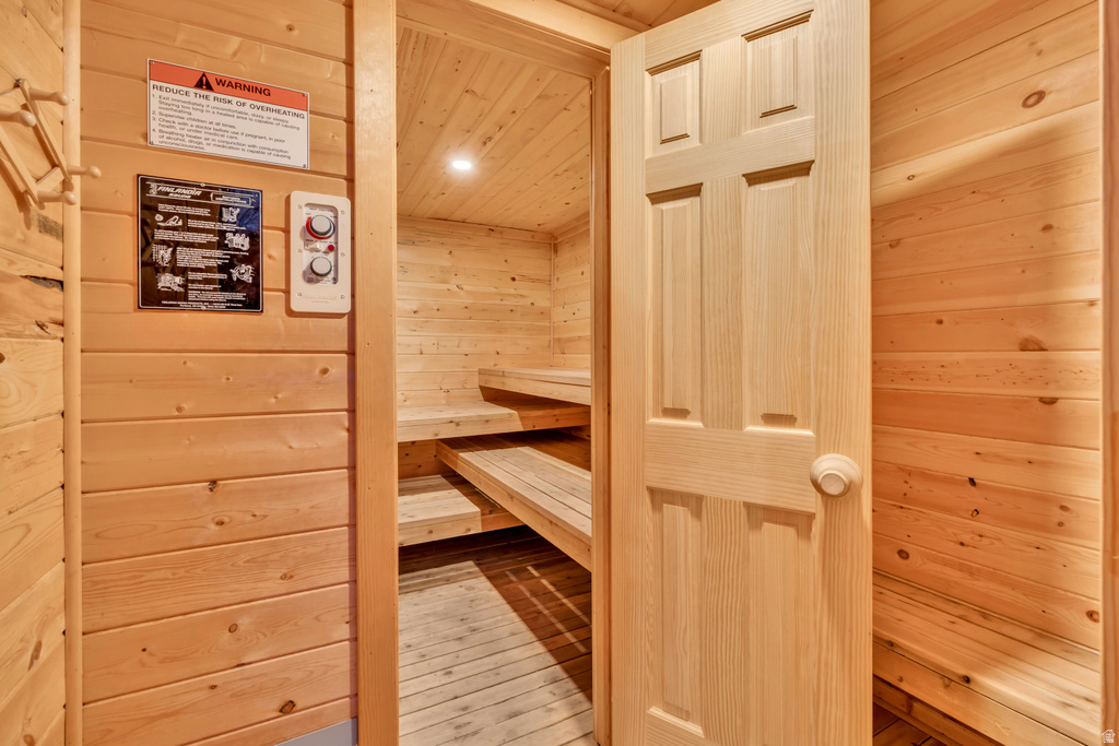 639 E MILTON AVE Salt Lake City, UT 84105