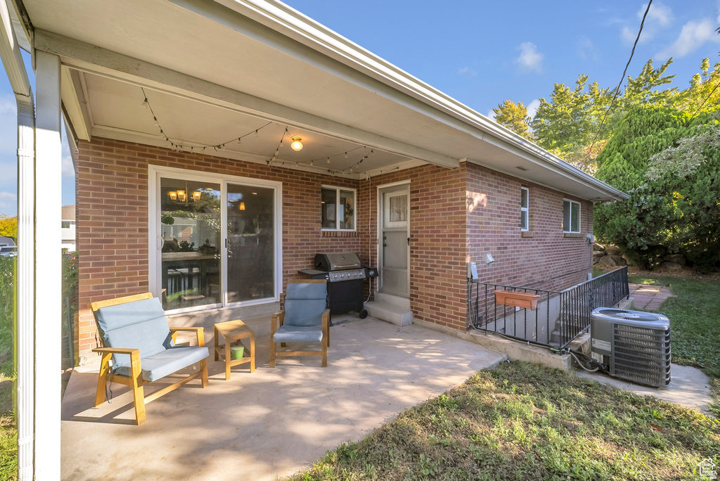 276 E SPENCER WAY Farmington, UT 84025