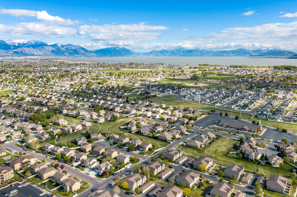 293 S 2115 W Lehi, UT 84043