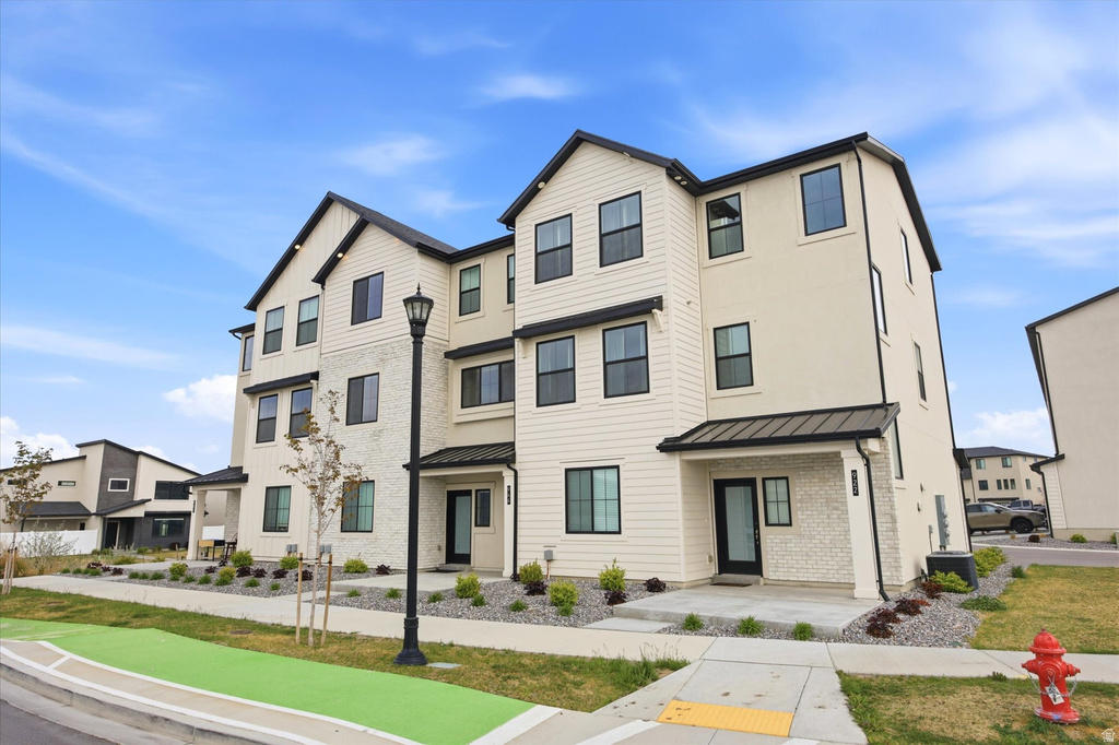 946 W 620 S American Fork, UT 84003