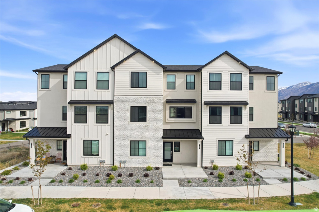 946 W 620 S American Fork, UT 84003