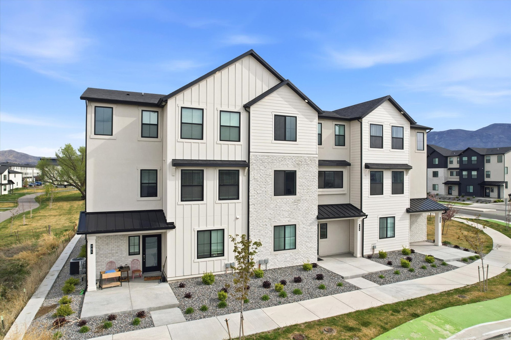 946 W 620 S American Fork, UT 84003