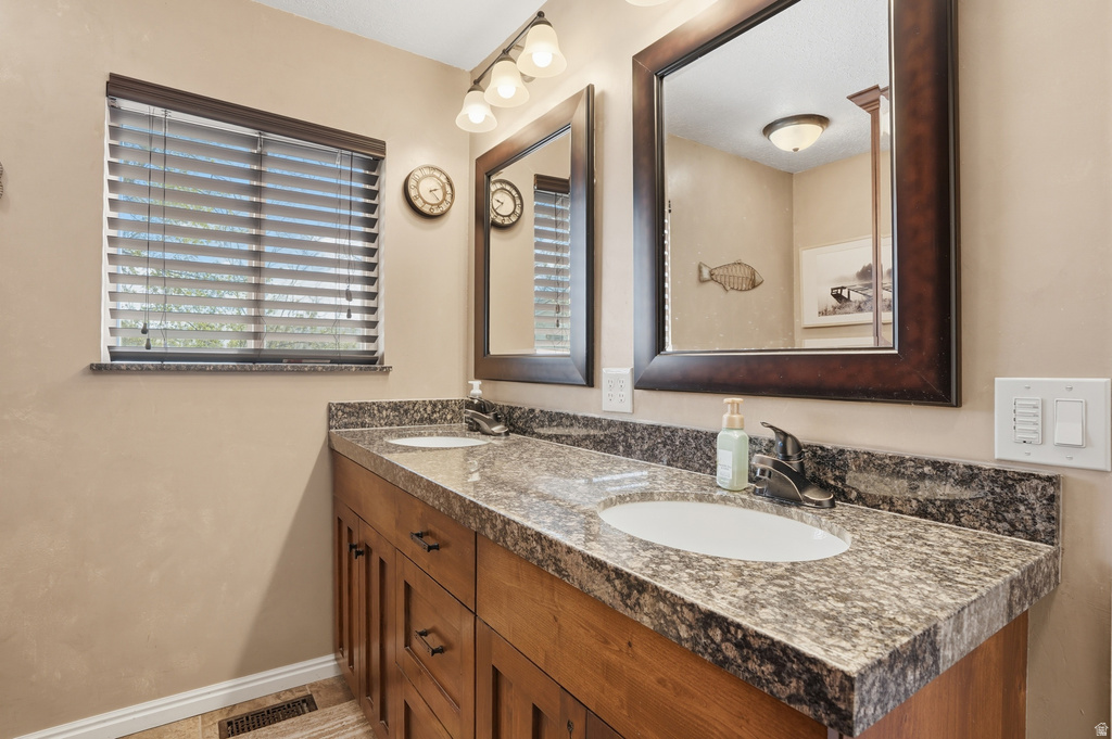 1589 W PLUM CREEK DR West Jordan, UT 84088
