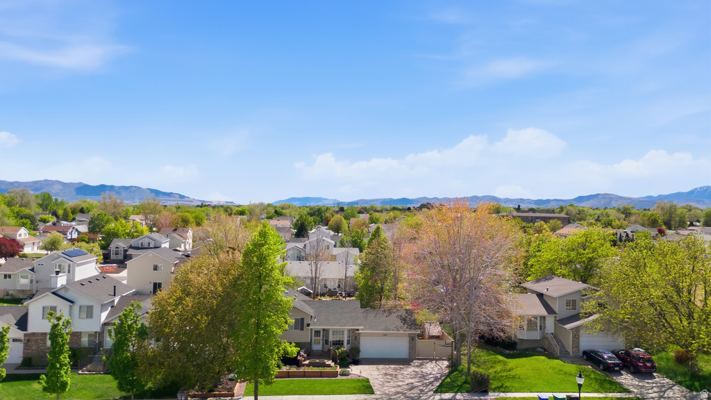1589 W PLUM CREEK DR West Jordan, UT 84088