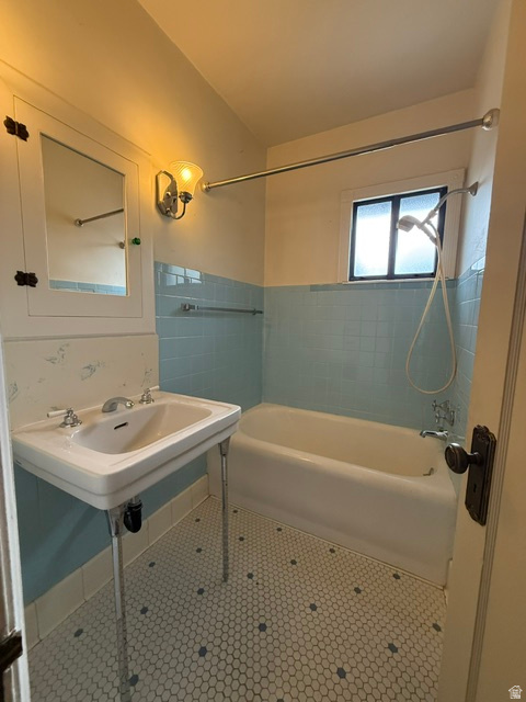 2181 E ARBOR LN Holladay, UT 84117